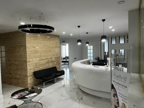 Slider image (2) Mert Meral Aesthetic Clinic: Excellence in Plastic & Reconstructive Surgery